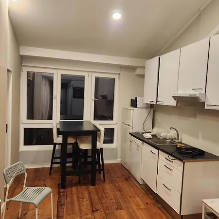 Lisbora Beds Daora * Lisboa